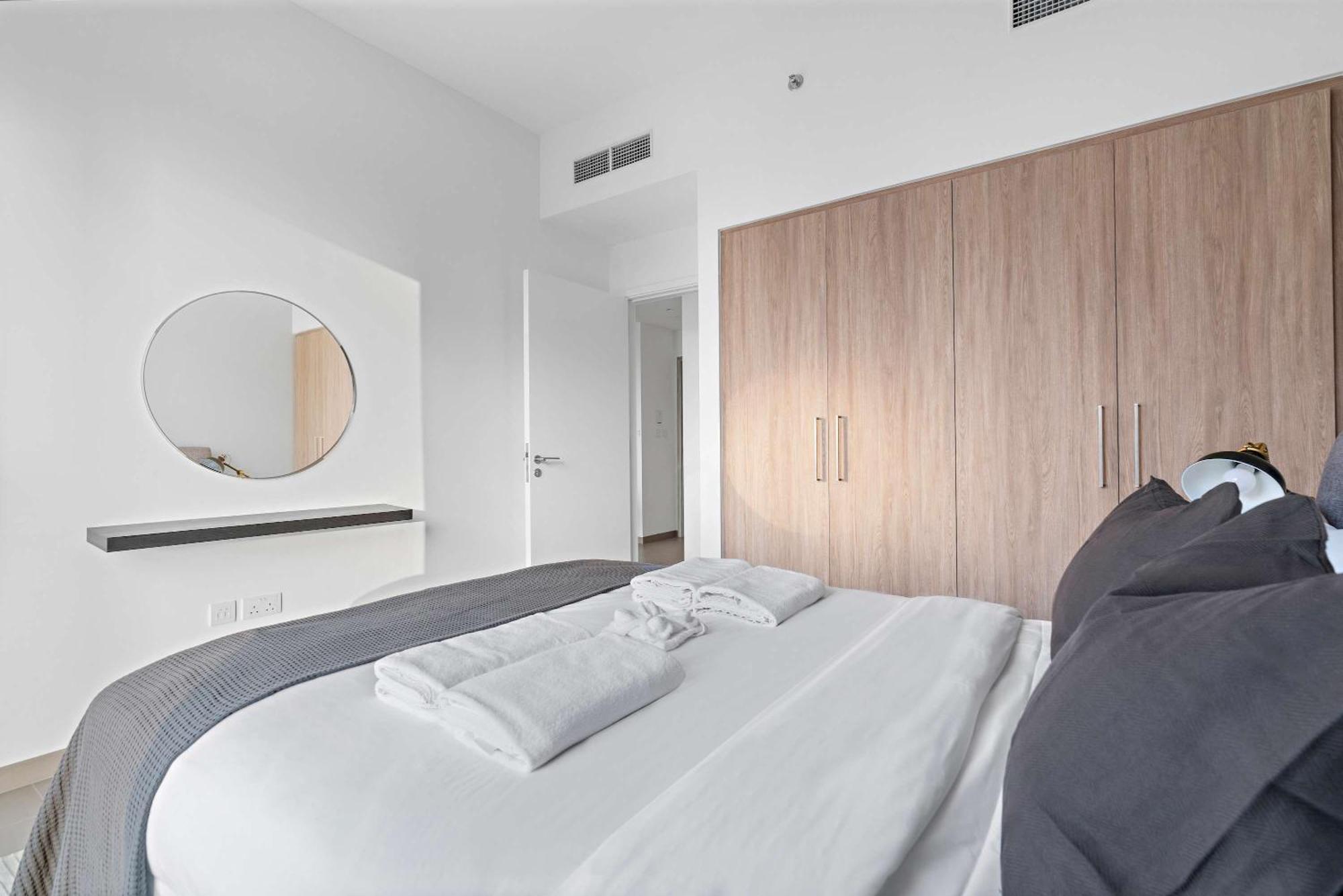Silkhaus New 1bdr In Executive 2 Apartment Dubai